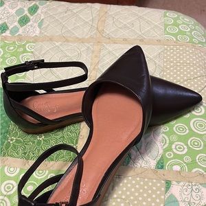 Women’s dressy shoes.
